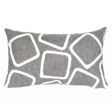 Load image into Gallery viewer, Liora Manne Visions I Squares Indoor Outdoor Decorative Pillow Silver