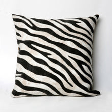 Load image into Gallery viewer, Liora Manne Visions I Zebra Indoor Outdoor Decorative Pillow Black