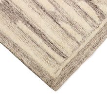 Load image into Gallery viewer, Liora Manne Madison Shadow Indoor Area Rug Natural