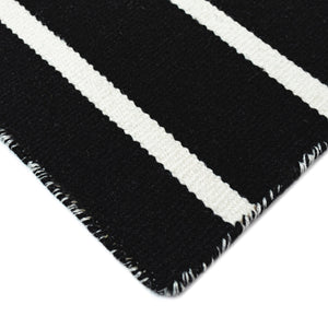 Liora Manne Sorrento Pinstripe Indoor Outdoor Area Rug Black