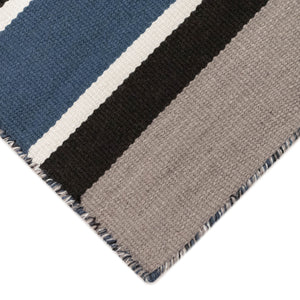 Liora Manne Sorrento Cabana Stripe Indoor Outdoor Area Rug Navy