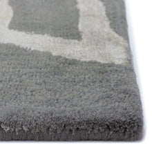 Load image into Gallery viewer, Liora Manne Roma Shapes Indoor Rug Grey