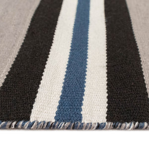 Liora Manne Sorrento Cabana Stripe Indoor Outdoor Area Rug Navy