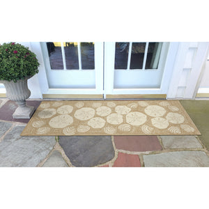 Liora Manne Frontporch Shell Toss Indoor Outdoor Area Rug Natural