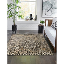 Load image into Gallery viewer, Liora Manne Soho Leopard Indoor Area Rug Black