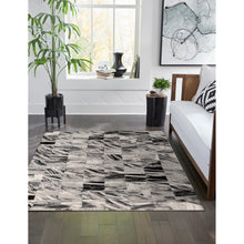 Load image into Gallery viewer, Liora Manne Taos Squares Indoor Rug Grey