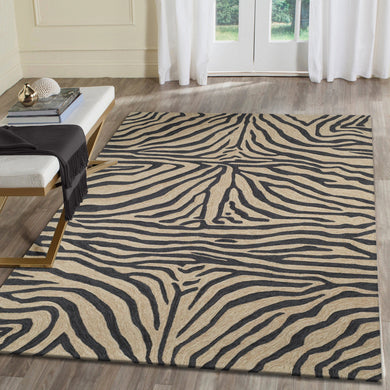 Liora Manne Ravella Zebra Indoor Outdoor Area Rug Black