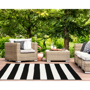 Liora Manne Sorrento Rugby Stripe Indoor Outdoor Area Rug Black