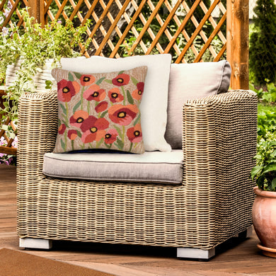 Liora Manne Frontporch Poppies Indoor Outdoor Decorative Pillow Neutral