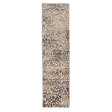 Load image into Gallery viewer, Liora Manne Soho Leopard Indoor Area Rug Black