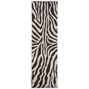 Liora Manne Visions I Zebra Indoor Outdoor Area Rug Black